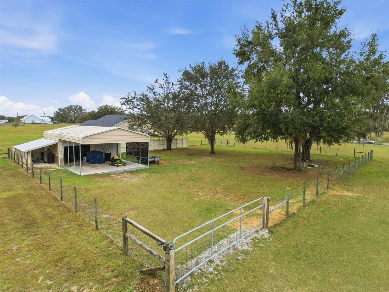 8423 E Zephyr Wing Court, Floral City, FL 34436 Photo