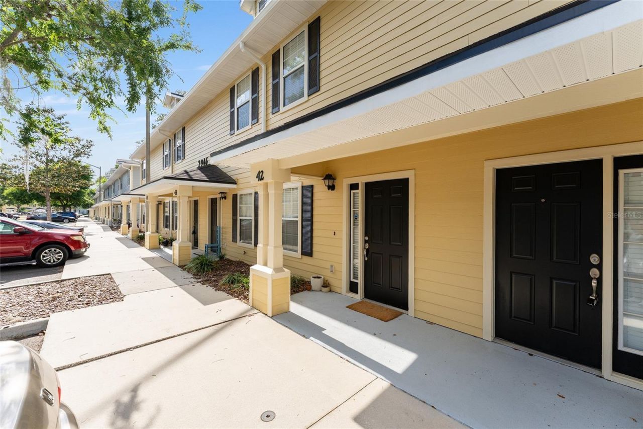 2946 SW 35th Place, Unit 42, Gainesville, FL 32608 Photo