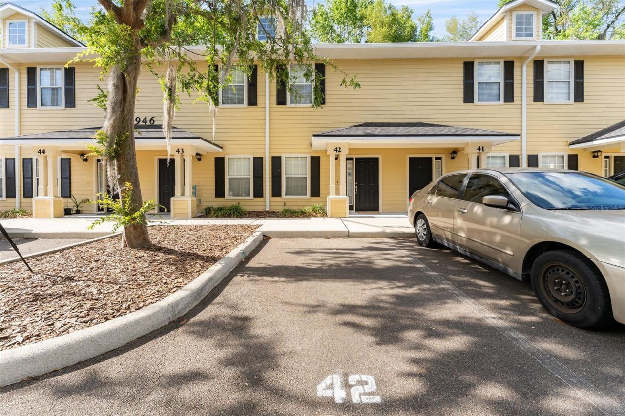 2946 SW 35th Place, Unit 42, Gainesville, FL 32608 Photo