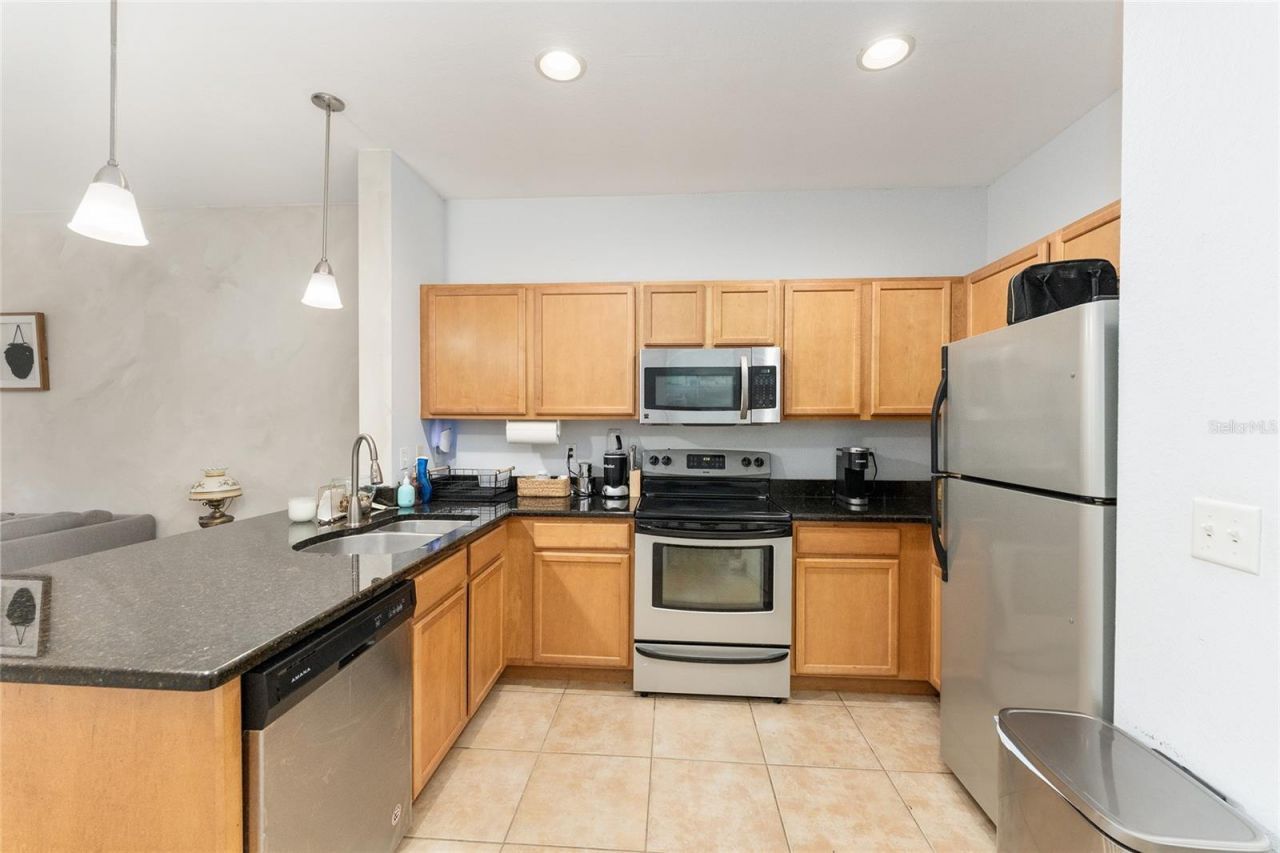 2946 SW 35th Place, Unit 42, Gainesville, FL 32608 Photo