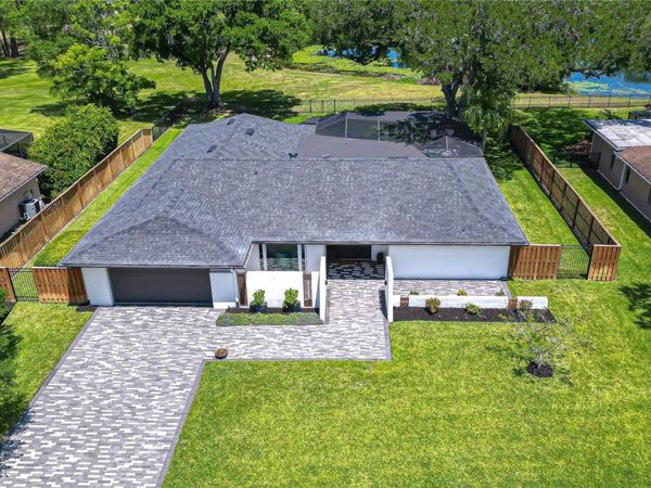 4315 NORTHPARK DRIVE , TAMPA, FL 33624