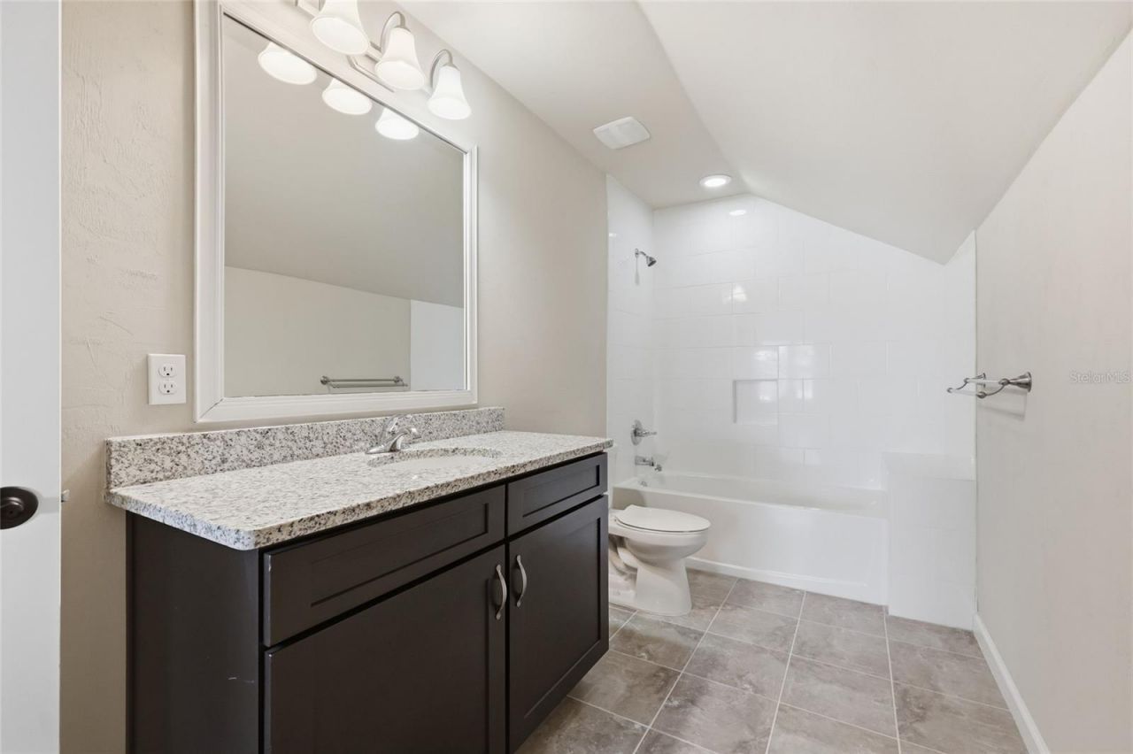 1061 NW 134th Drive, Newberry, FL 32669 Photo