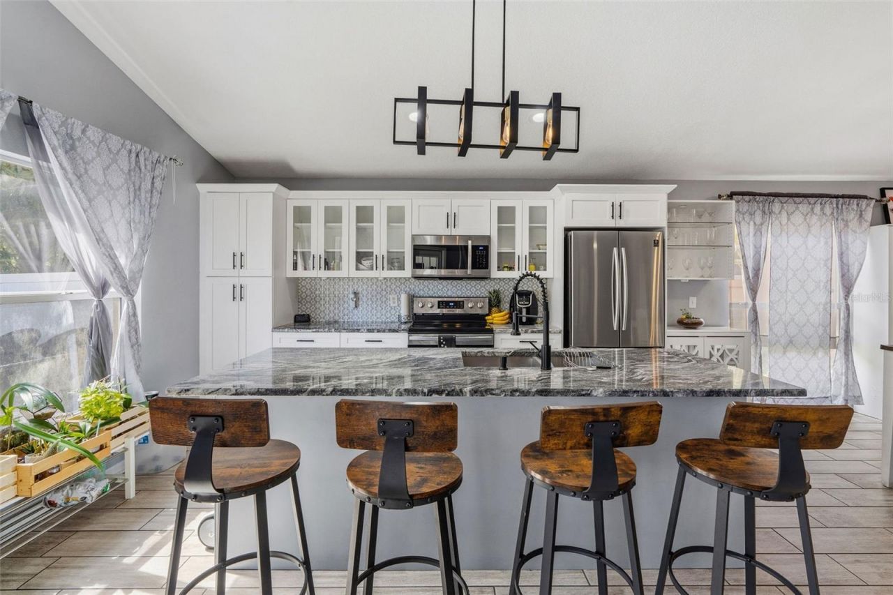 10903 Arbor Ridge Drive, Tampa, FL 33624 Photo