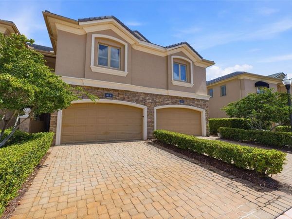 615 SAXONY BOULEVARD , ST PETERSBURG, FL 33701