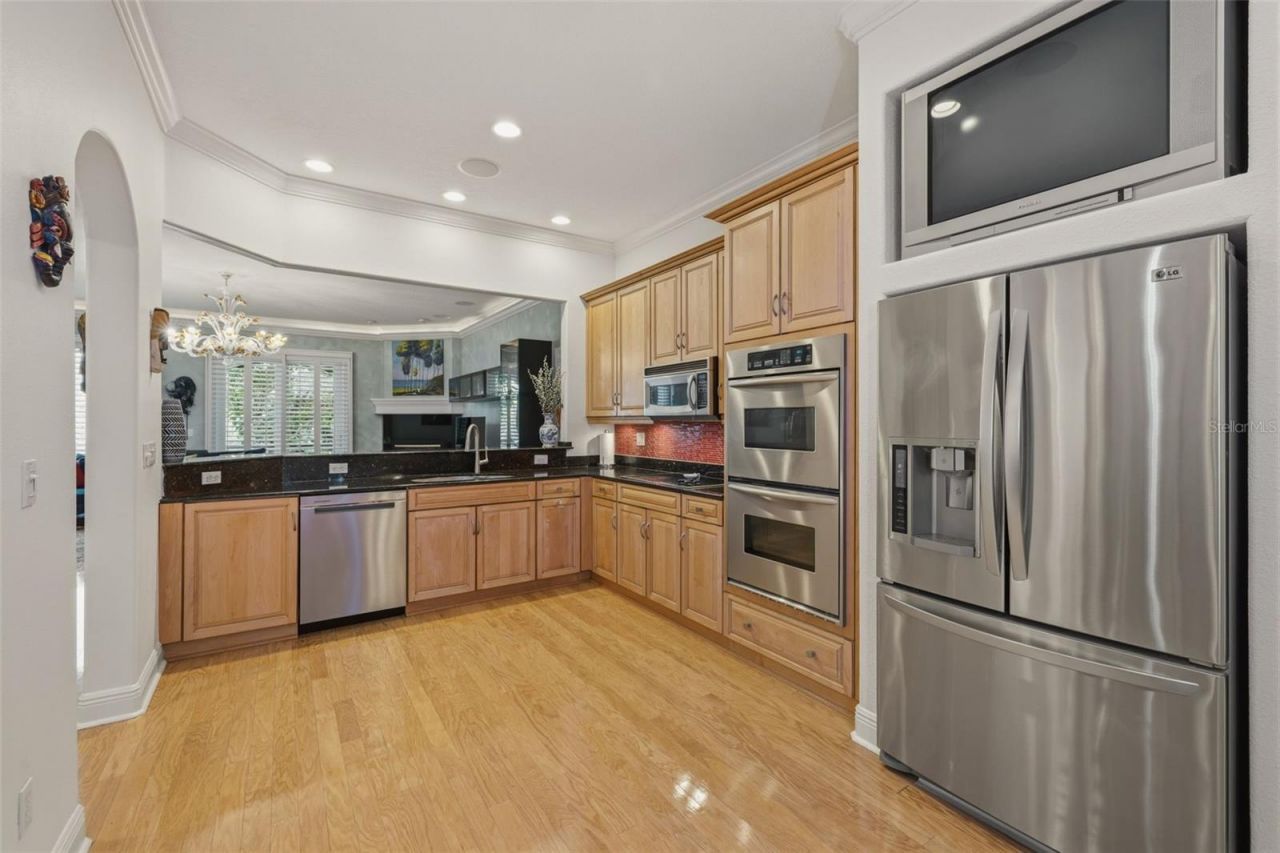 615 Saxony Boulevard, Saint Petersburg, FL 33716 Photo