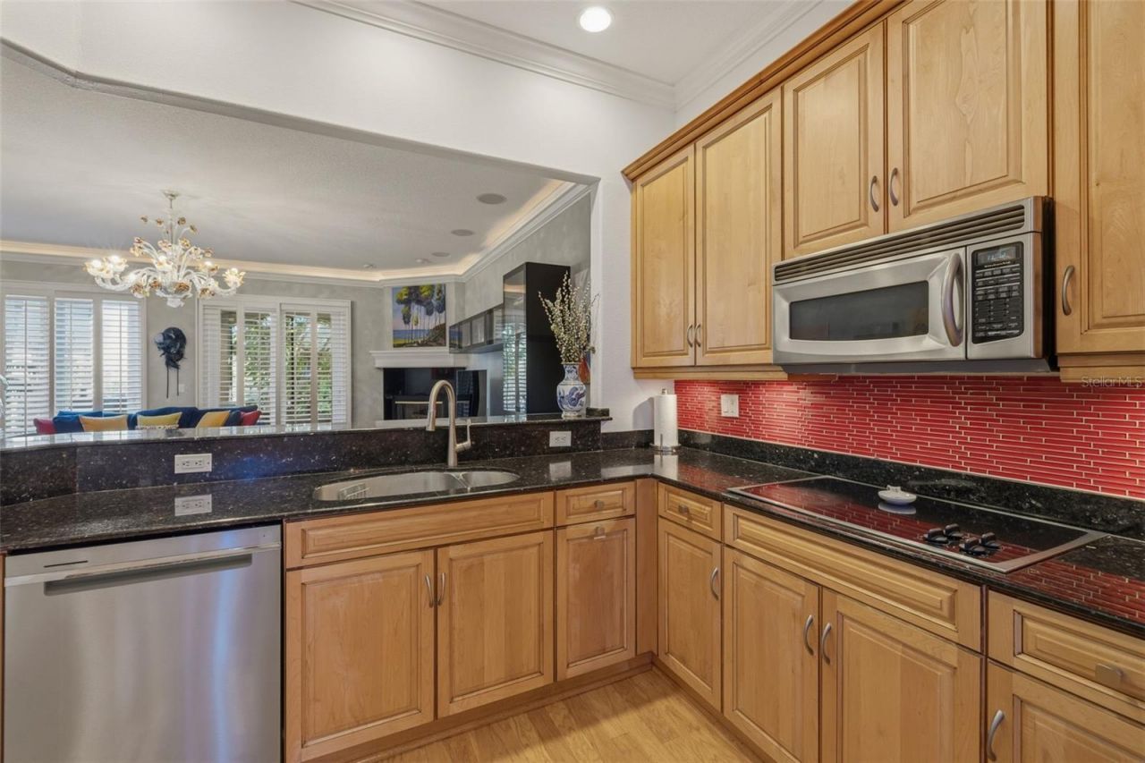 615 Saxony Boulevard, Saint Petersburg, FL 33716 Photo