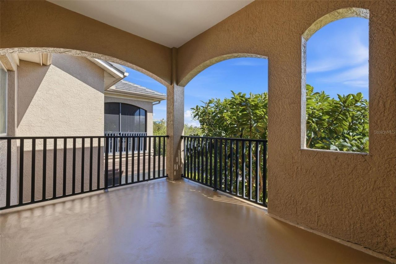 615 Saxony Boulevard, Saint Petersburg, FL 33716 Photo