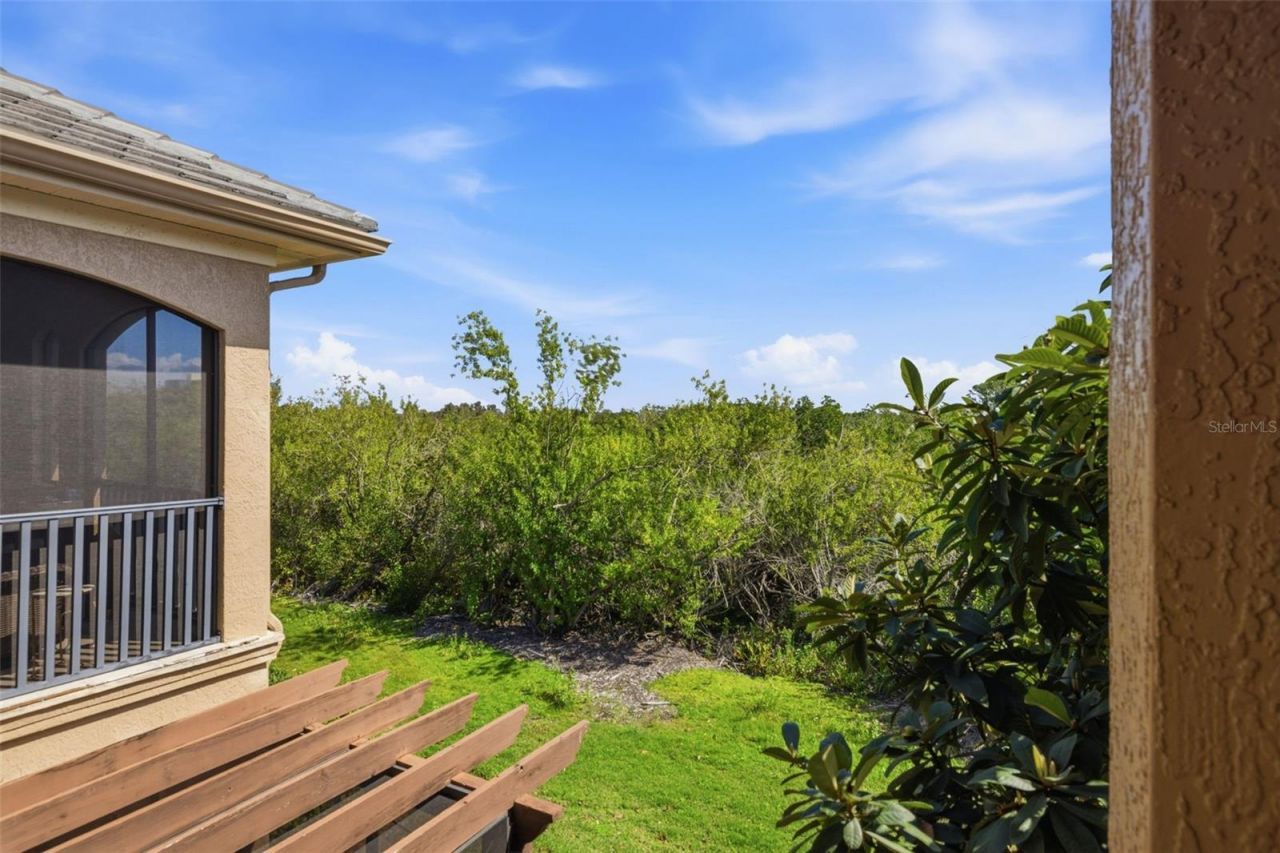 615 Saxony Boulevard, Saint Petersburg, FL 33716 Photo