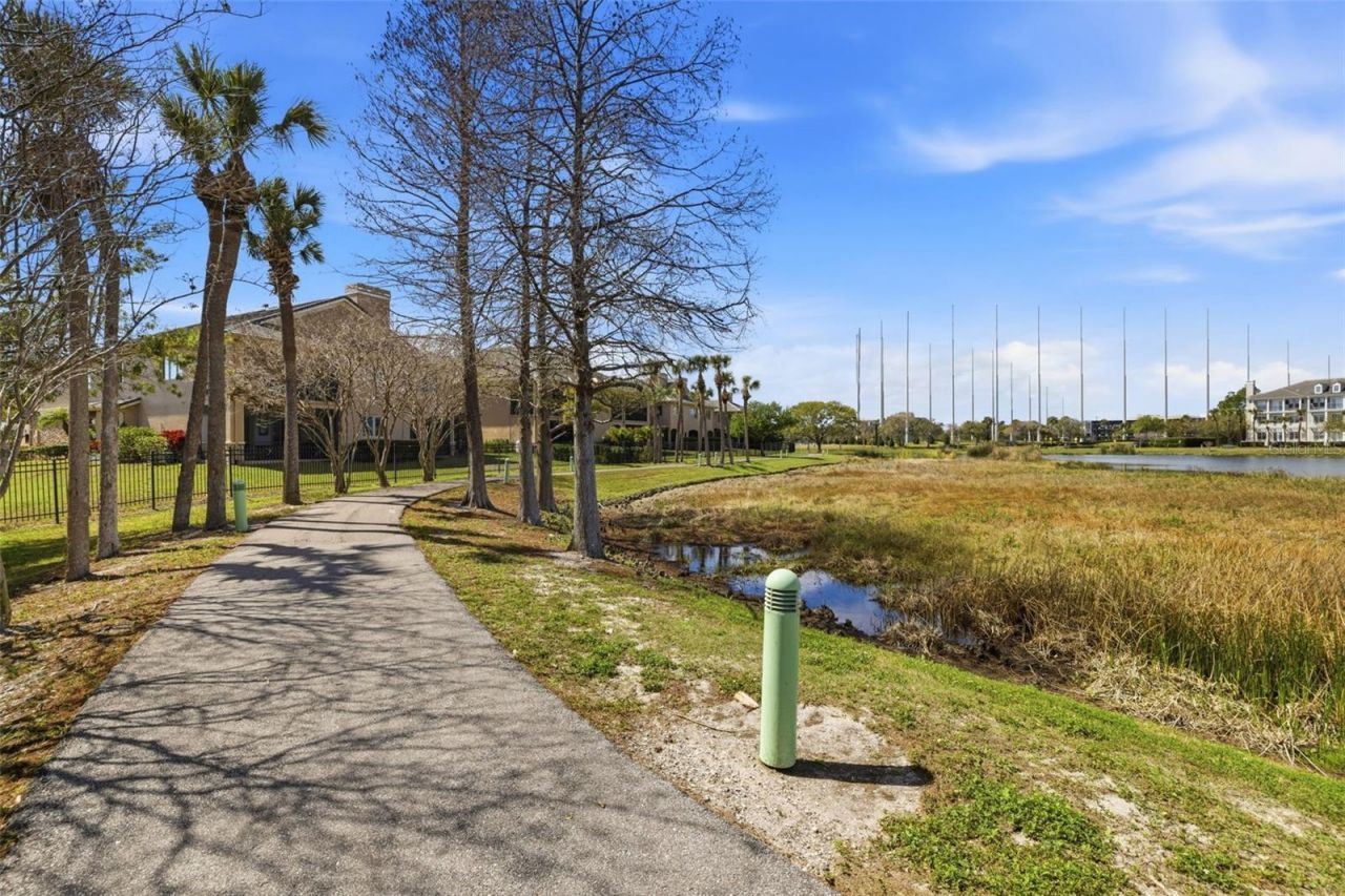 615 Saxony Boulevard, Saint Petersburg, FL 33716 Photo