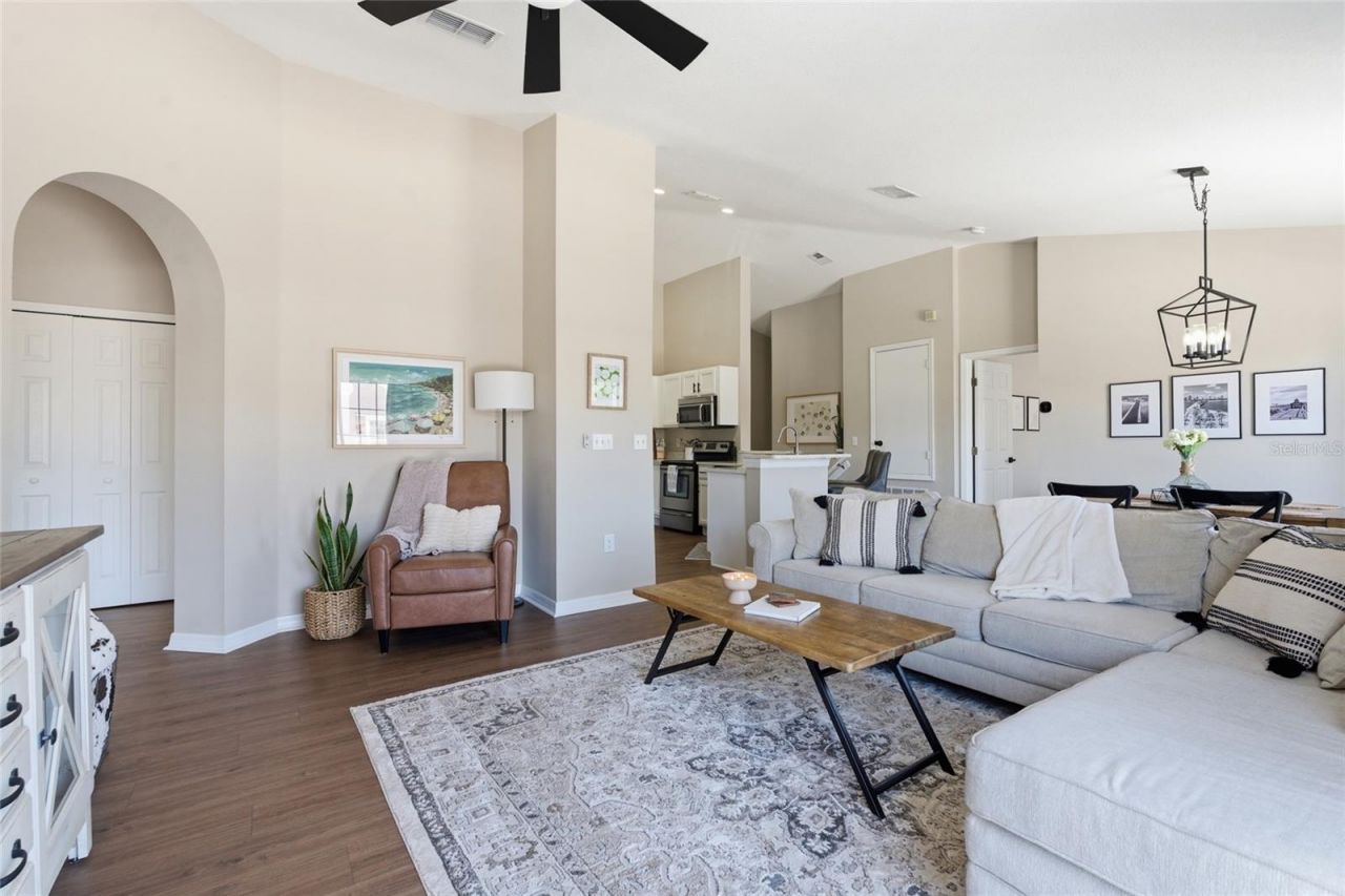 5134 6th Street N, Saint Petersburg, FL 33703 Photo