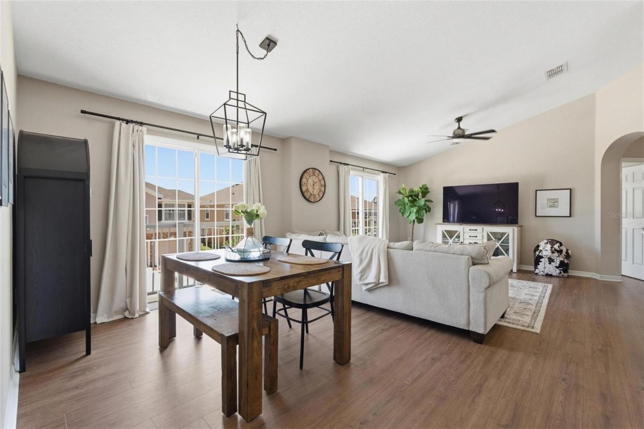 5134 6th Street N, Saint Petersburg, FL 33703 Photo