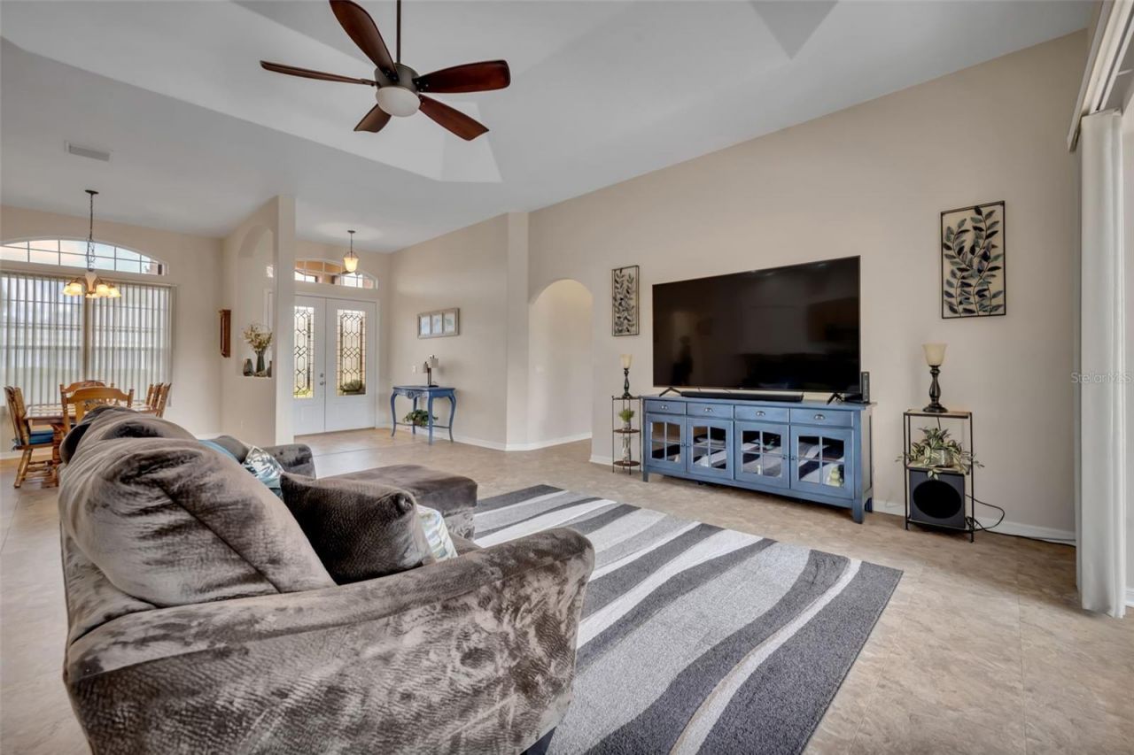 5204 Scotland Court , Leesburg, FL 34748 Photo