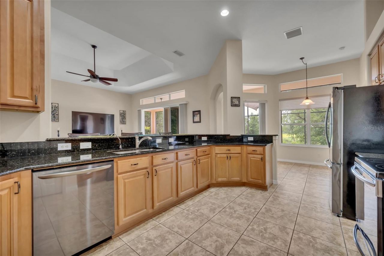 5204 Scotland Court , Leesburg, FL 34748 Photo