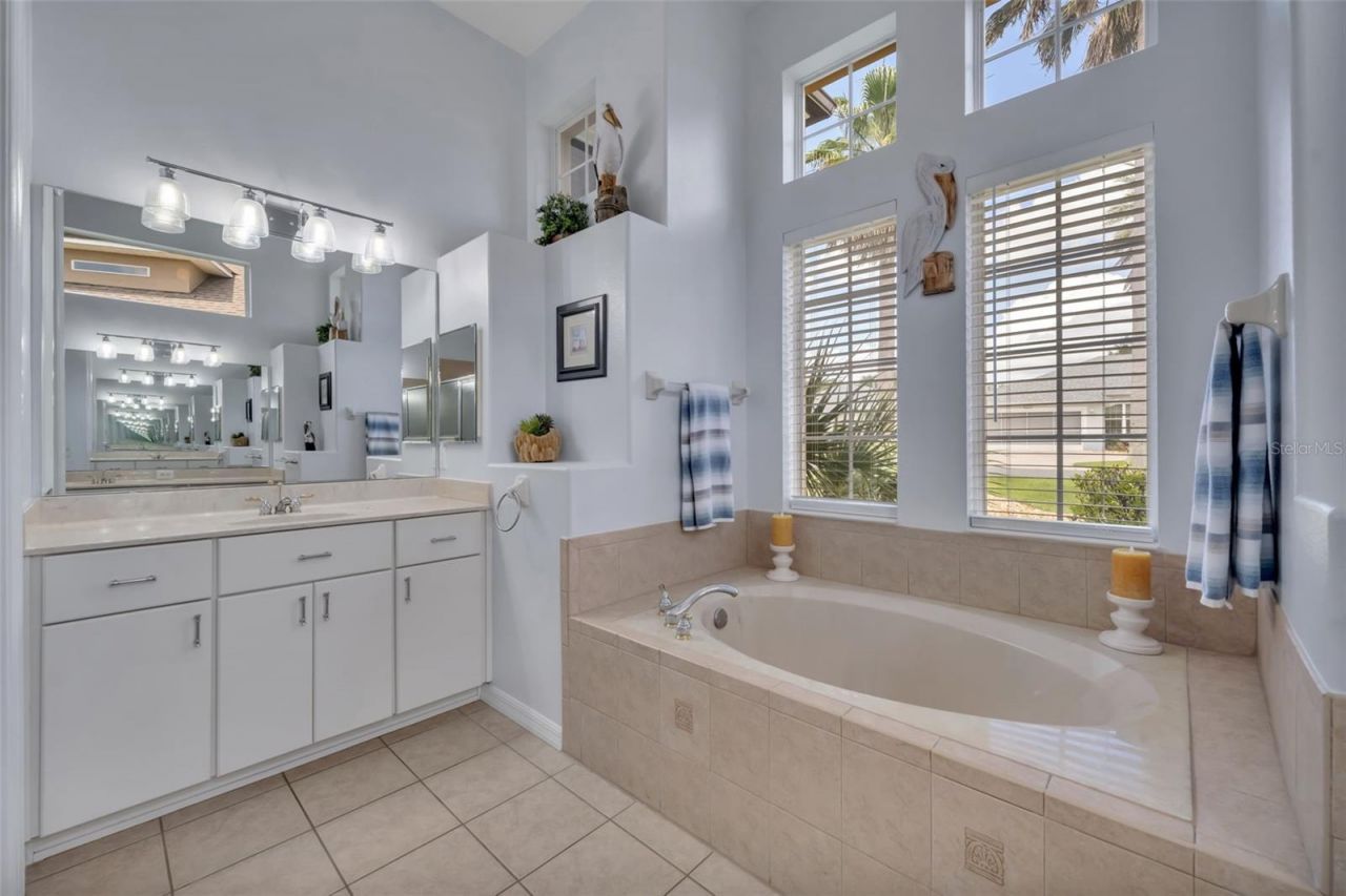 5204 Scotland Court , Leesburg, FL 34748 Photo
