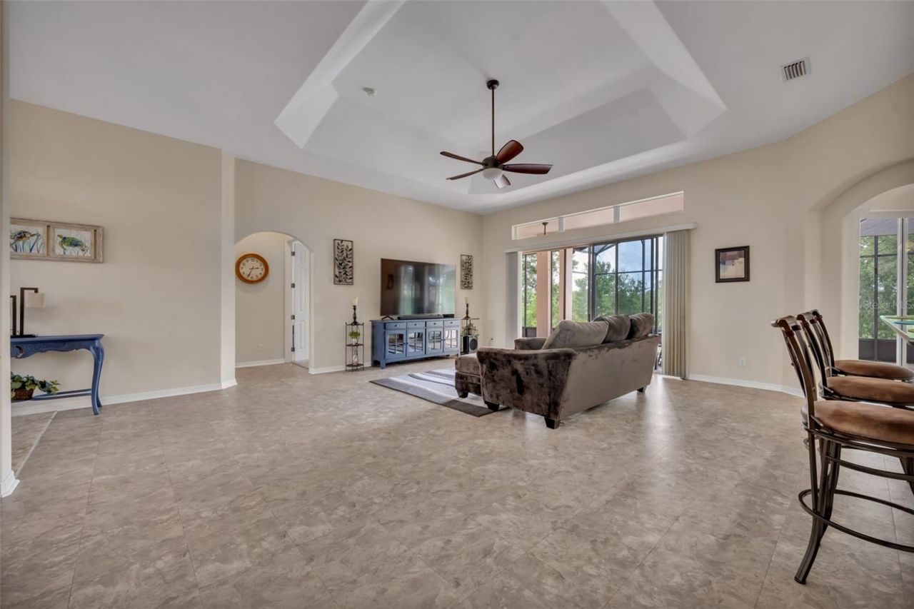 5204 Scotland Court , Leesburg, FL 34748 Photo