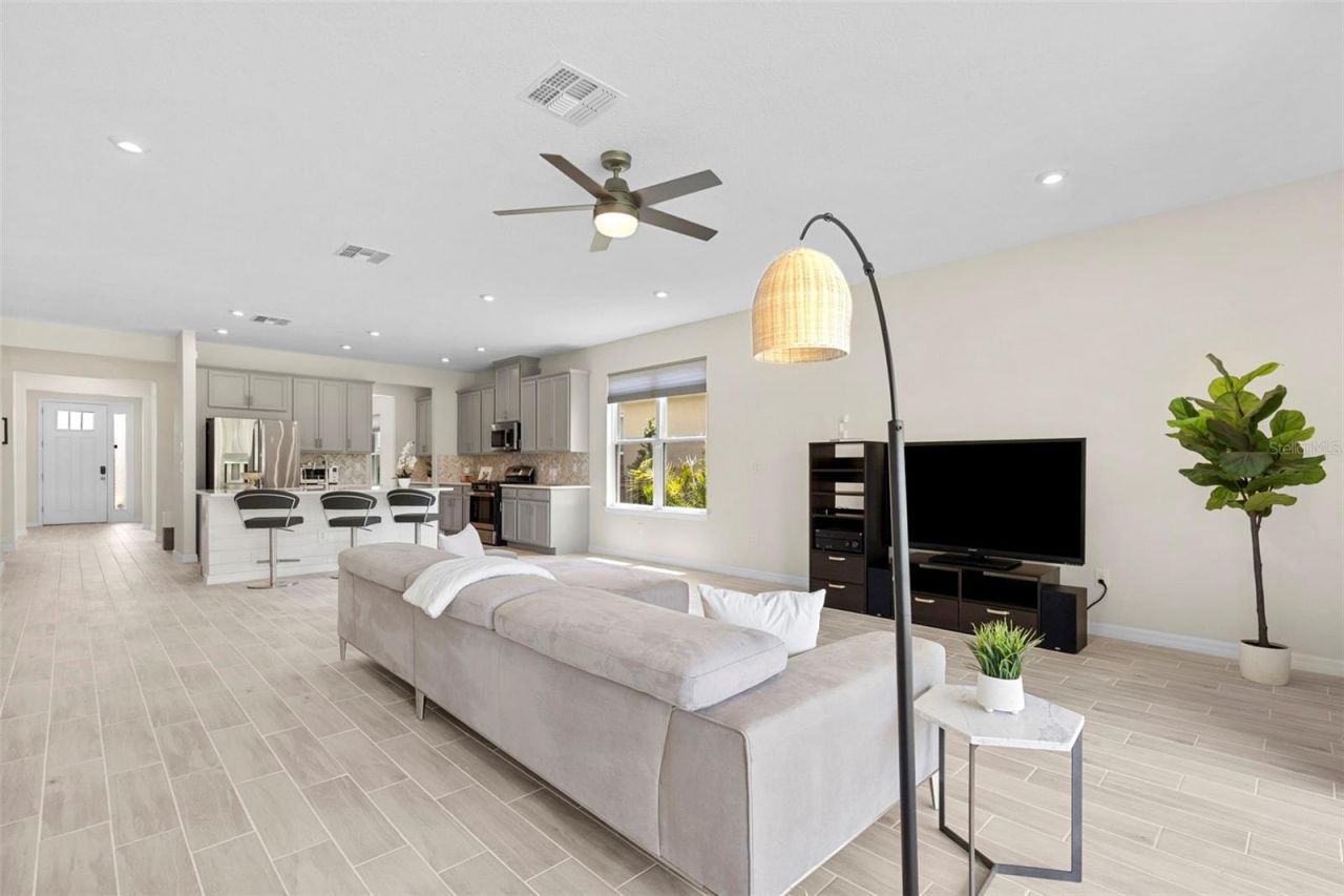 33410 Castaway Loop , Wesley Chapel, FL 33543 Photo