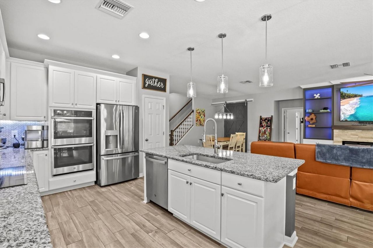 18090 Romanesque Court , Spring Hill, FL 34610 Photo