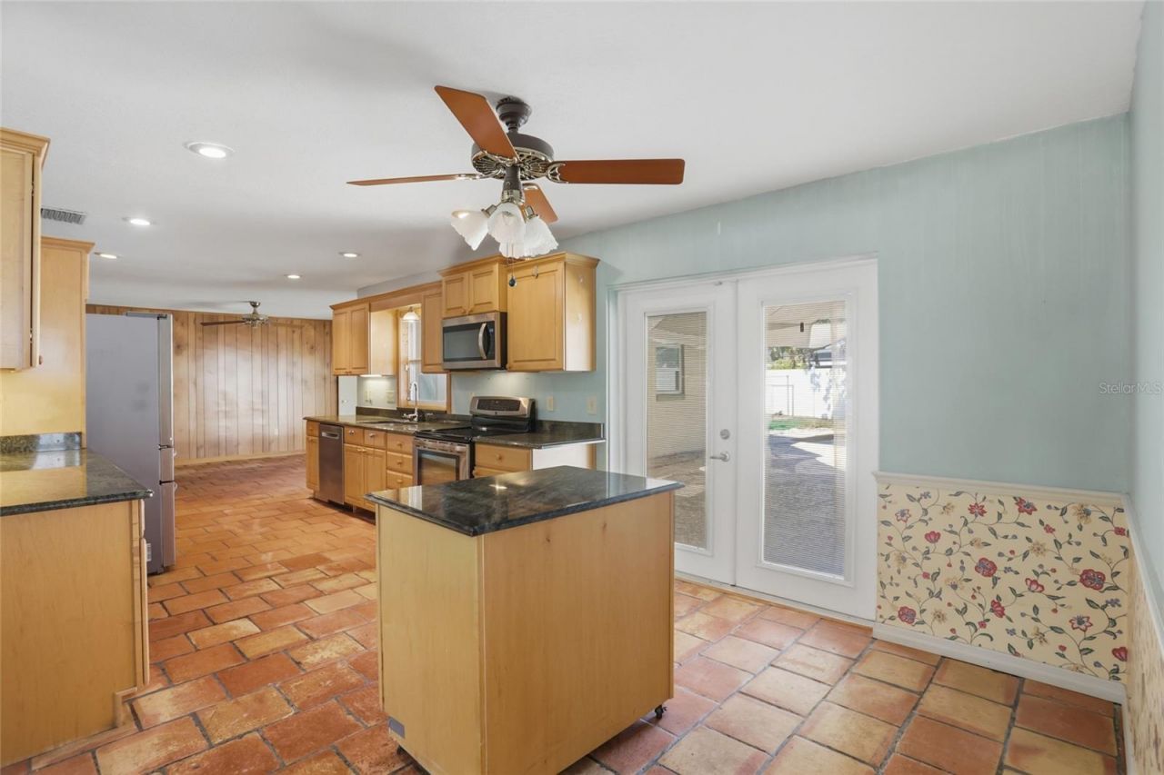 3230 Lake Anderson Avenue, Orlando, FL 32812 Photo