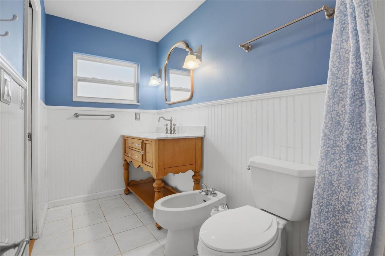 3230 Lake Anderson Avenue, Orlando, FL 32812 Photo