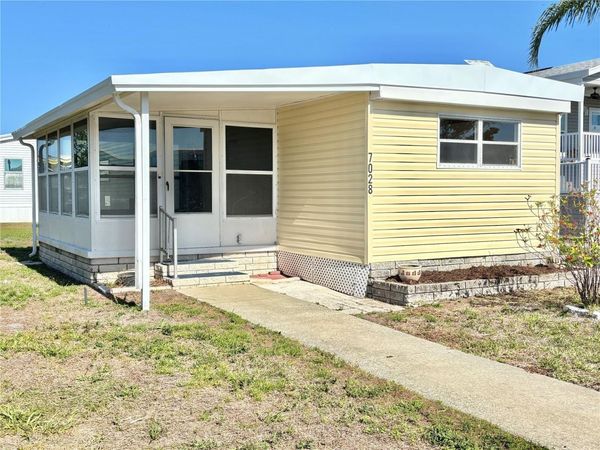 7028 MOUNT JUPITER DRIVE NE, Unit 601, ST PETERSBURG, FL 33702