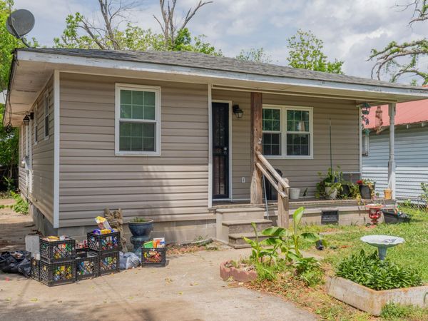 513 W Gordon Avenue, Rossville, GA 30741