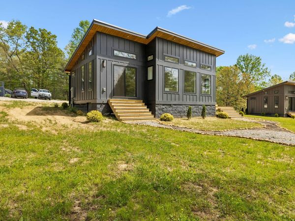 51 Dwellings Drive, Tracy City, TN 37387