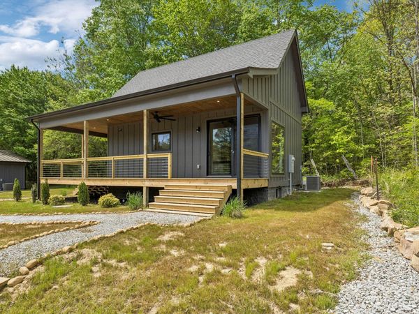 132 Dwellings Drive, Tracy City, TN 37387