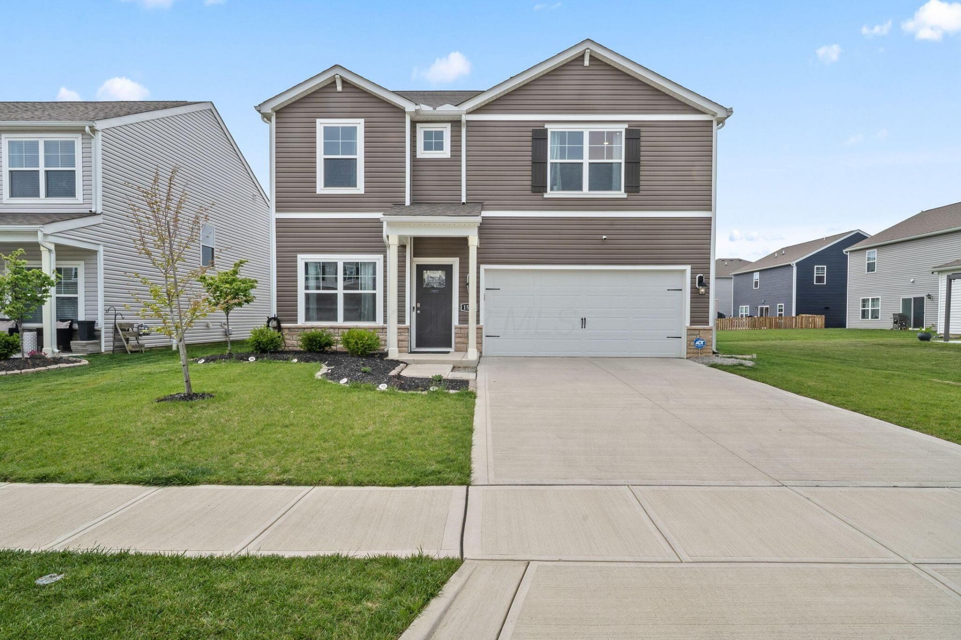 1563 Raley Way , Columbus, OH 43228 Main Photo