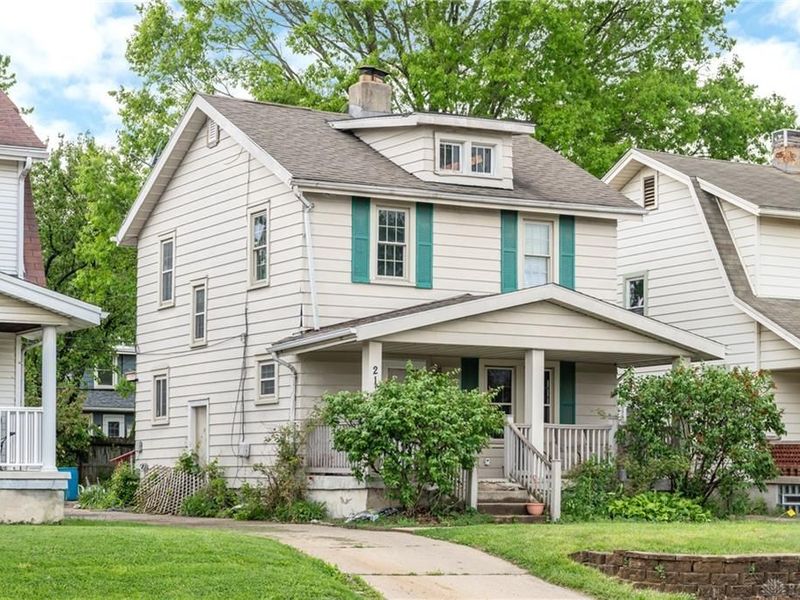 2133 S Smithville Road, Dayton, OH 45420 Photo 1