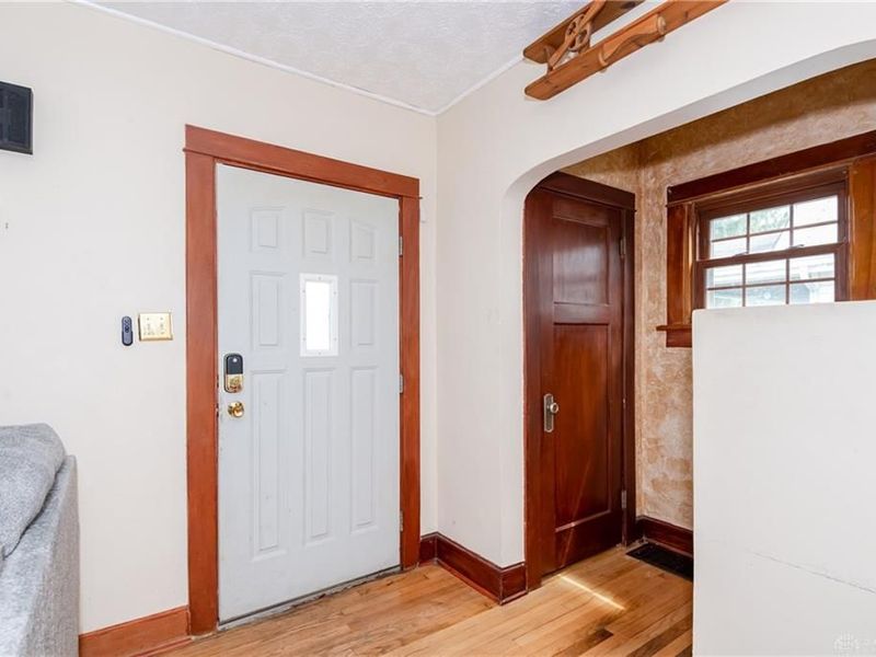 2133 S Smithville Road, Dayton, OH 45420 Photo 3