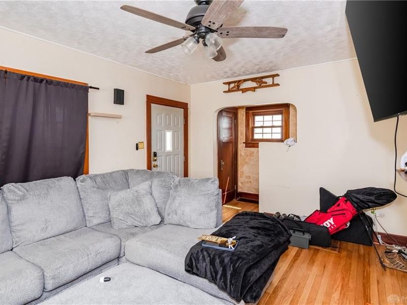 2133 S Smithville Road, Dayton, OH 45420 Photo 4