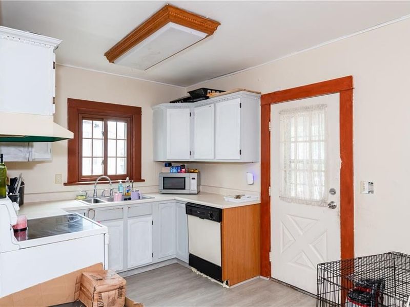 2133 S Smithville Road, Dayton, OH 45420 Photo 6
