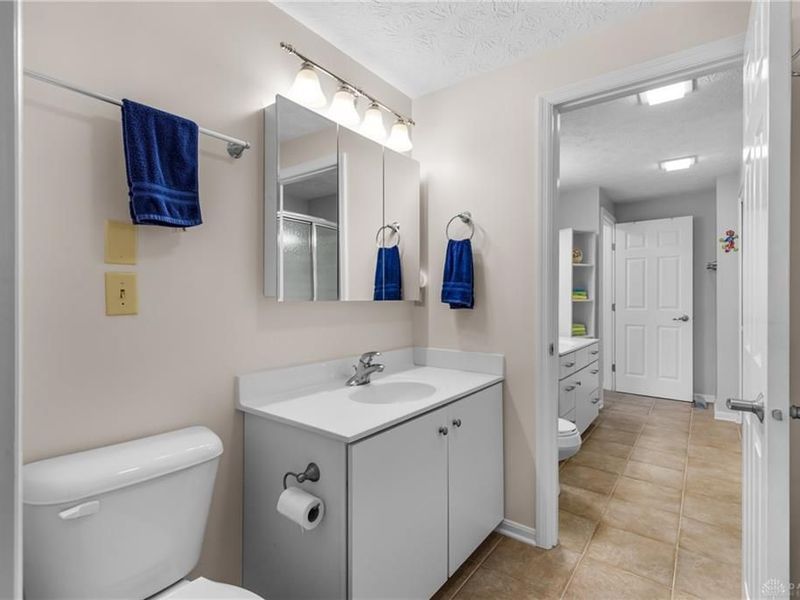 11831 Vaukvalley Lane, Symmes Township, OH 45249 Photo 23