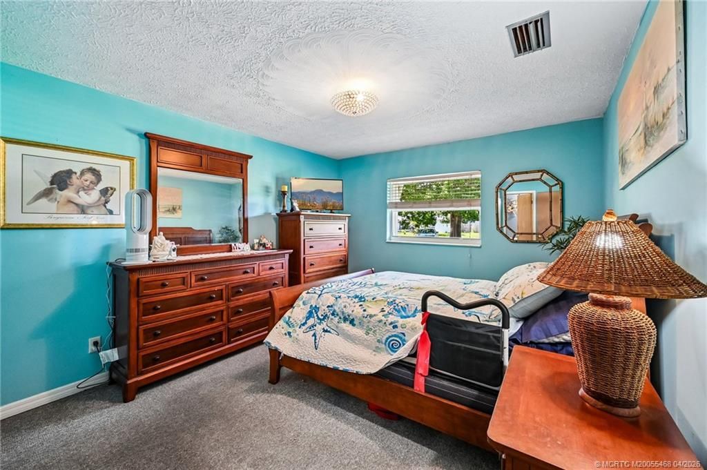 1890 NW Sunset Boulevard, Jensen Beach, FL 34957 Photo