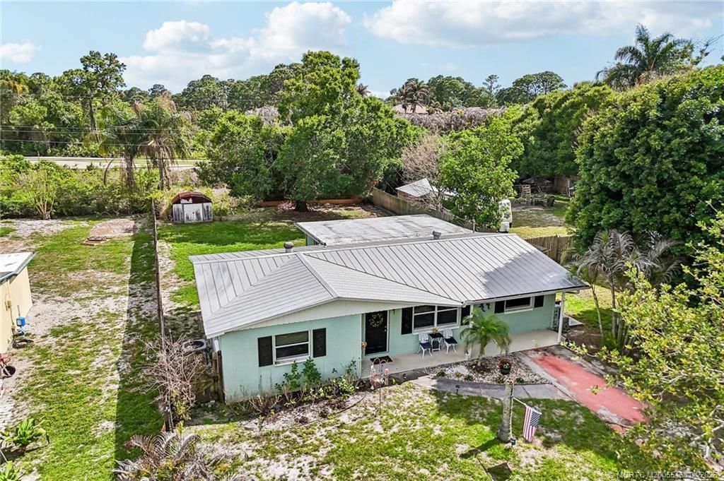 1890 NW Sunset Boulevard, Jensen Beach, FL 34957 Photo