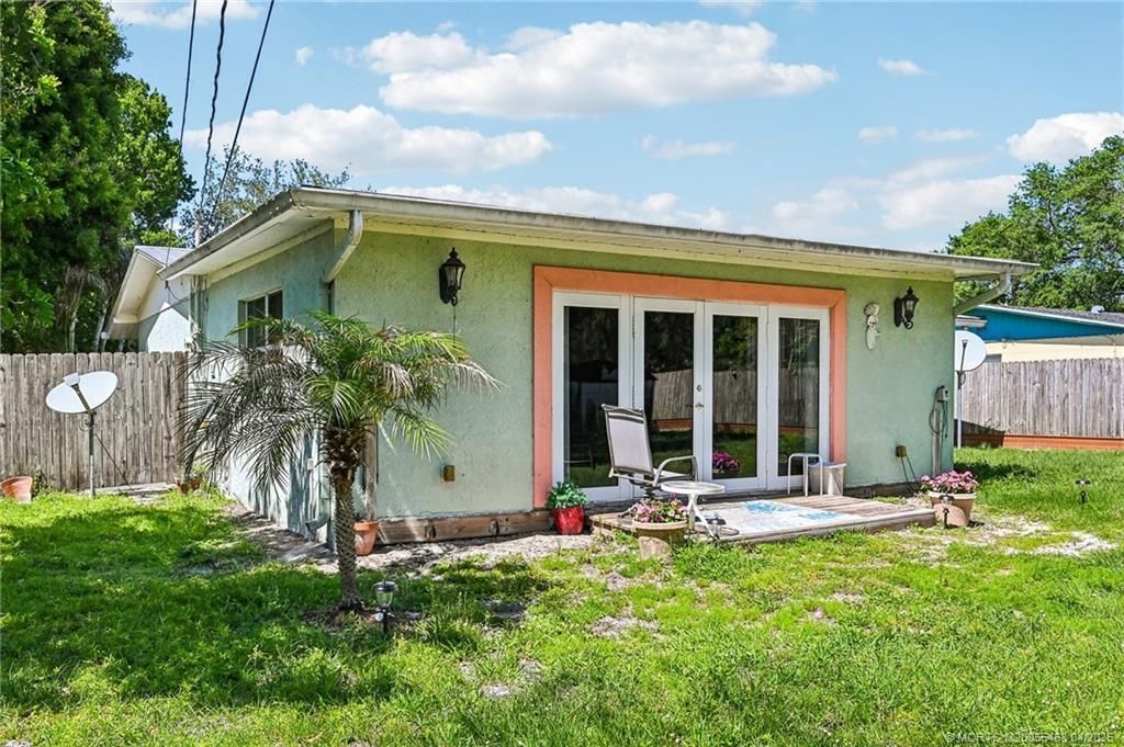 1890 NW Sunset Boulevard, Jensen Beach, FL 34957 Photo