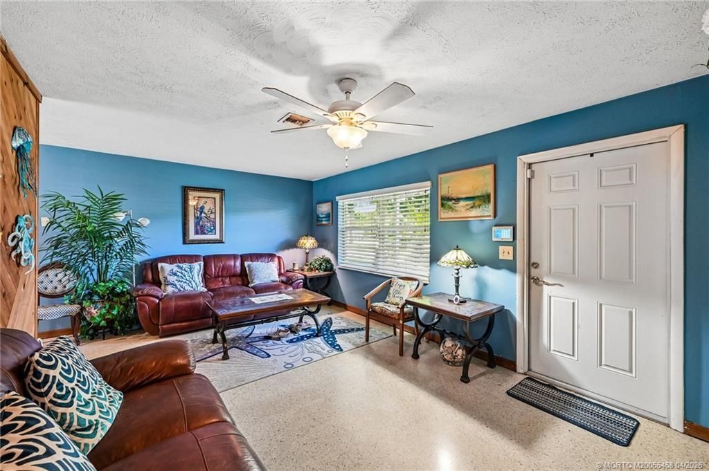 1890 NW Sunset Boulevard, Jensen Beach, FL 34957 Photo