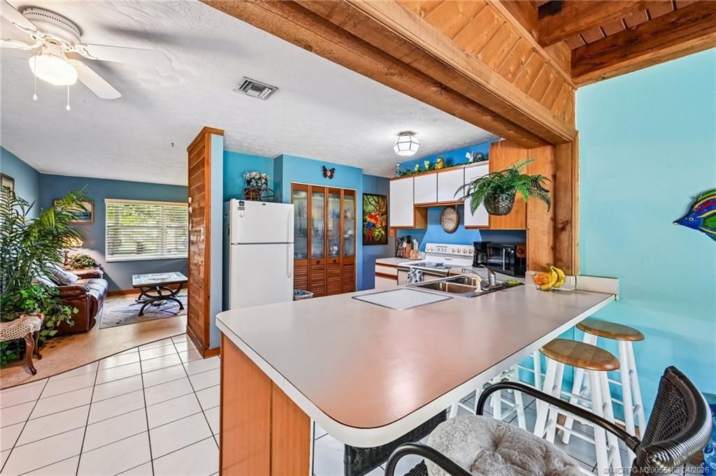 1890 NW Sunset Boulevard, Jensen Beach, FL 34957 Photo