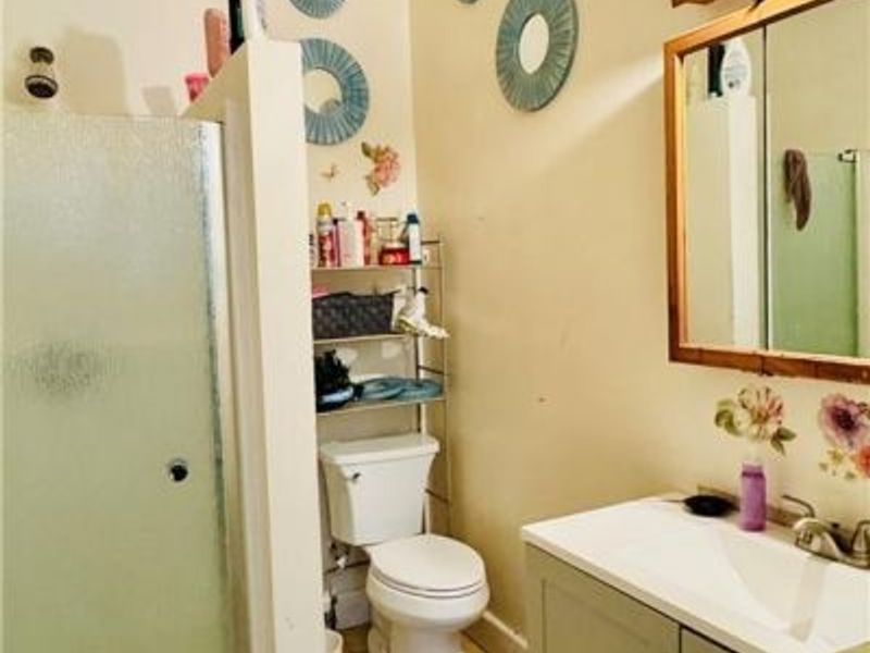 927 Avon Street , Akron, OH 44310 Photo 10