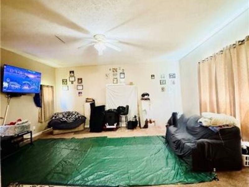 927 Avon Street , Akron, OH 44310 Photo 5