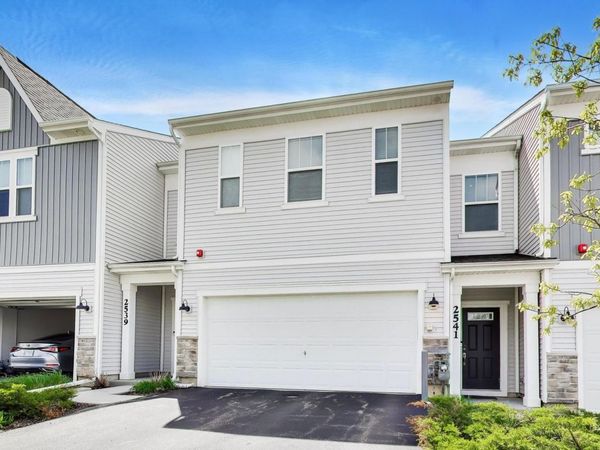 2539 Geranium Way , Rolling Meadows, IL 60008