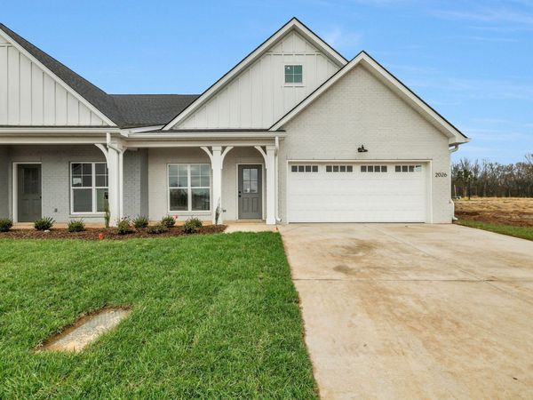 1960 Grace Johns Cir , Murfreesboro, TN 37128