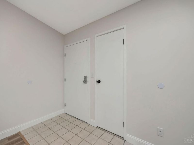 5368 Werk Road, Unit 27, Green Township, OH 45248 Photo 8