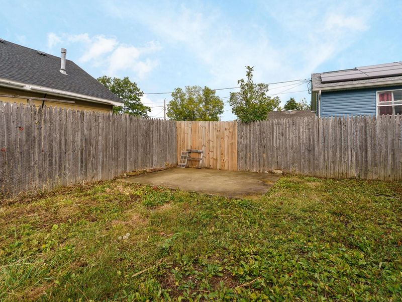 2220 Sale Road, Columbus, OH 43224 Photo 12