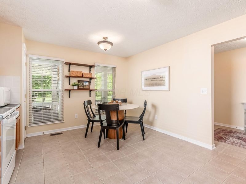 6089 Tetlin Field Drive , New Albany, OH 43054 Photo 11