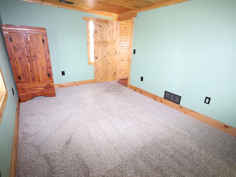 606 Adams Street , Conesville, OH 43811 Photo 13