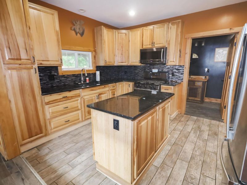 606 Adams Street , Conesville, OH 43811 Photo 7