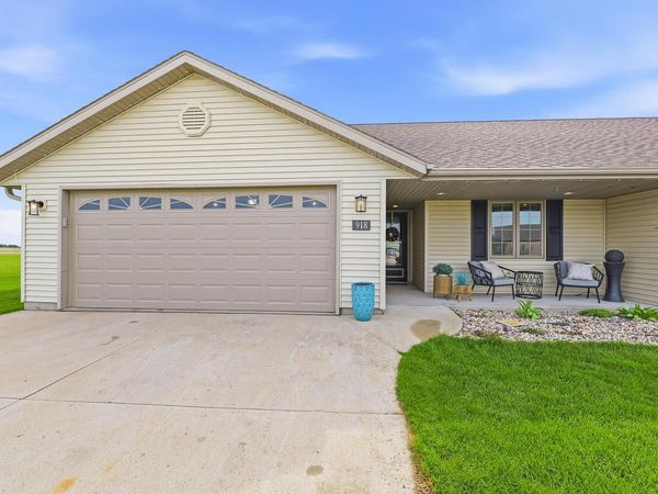 918 Partridge LANE, Lomira, WI 53048