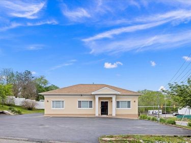 204 W HAMPTON ST, STAUNTON, VA 24401