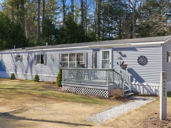 22 Brook Circle, Loudon, NH 03307